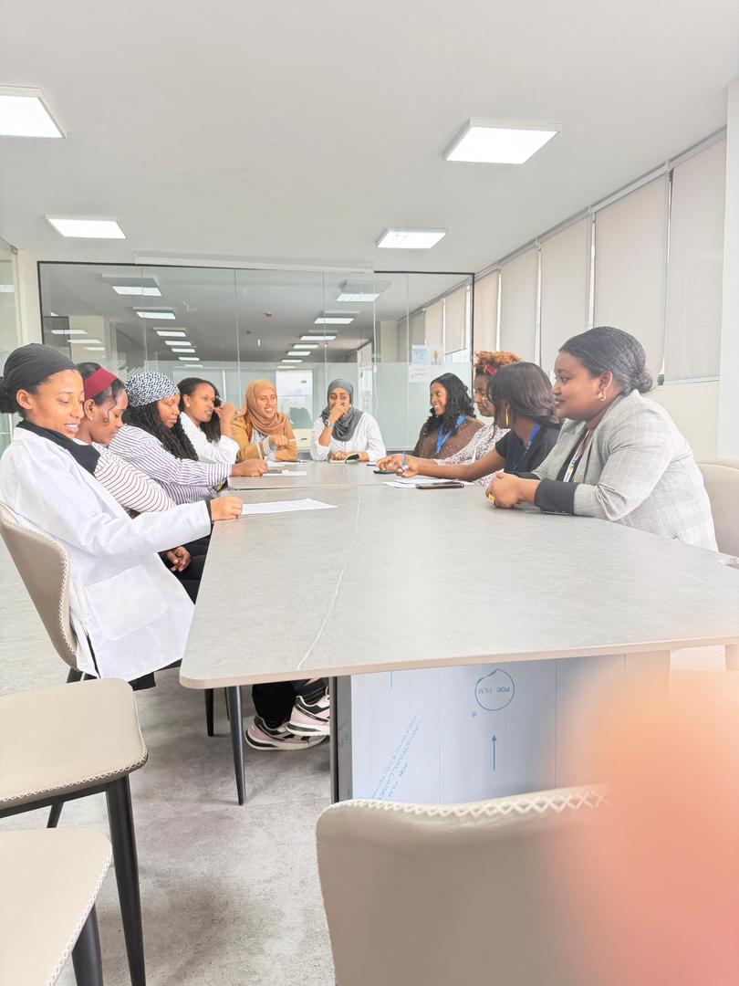 የብልፅግና ፓርቲ የሴቶች ክንፍ ህብረት 1 አመራሮች እና አባላት በዛሬዉ እለት 4/09/2018 ዓ.ም በተለያዩ አጀንዳዎች ላይ ተወያይቶዋል
